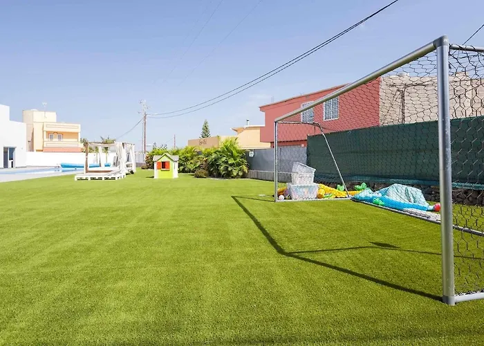 Independent With An Immense Heated Pool! * Oroteanda Baja